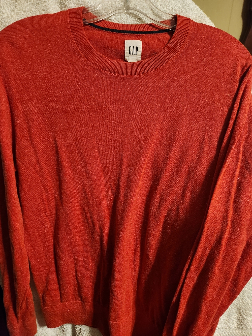 GAP Men's Red Crewneck Sweater Size Small